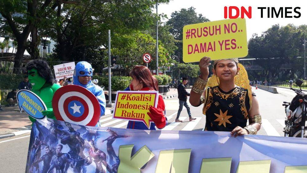 https://cdn.idntimes.com/content-images/post/20190618/fitang-sidang-mk-18-juni-2019-eef0c4ba9c48023e3d9c9957ea32fa29.jpg