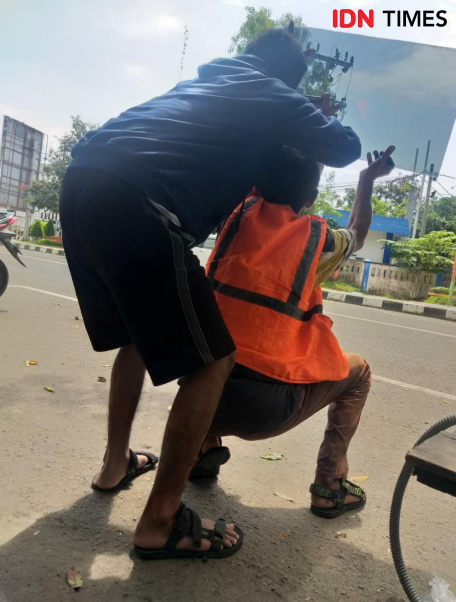 https://cdn.idntimes.com/content-images/post/20191226/gerhana-matahari-di-sumut-1-ac6b3842279e0a007e7c5ffdacf62a6b.png