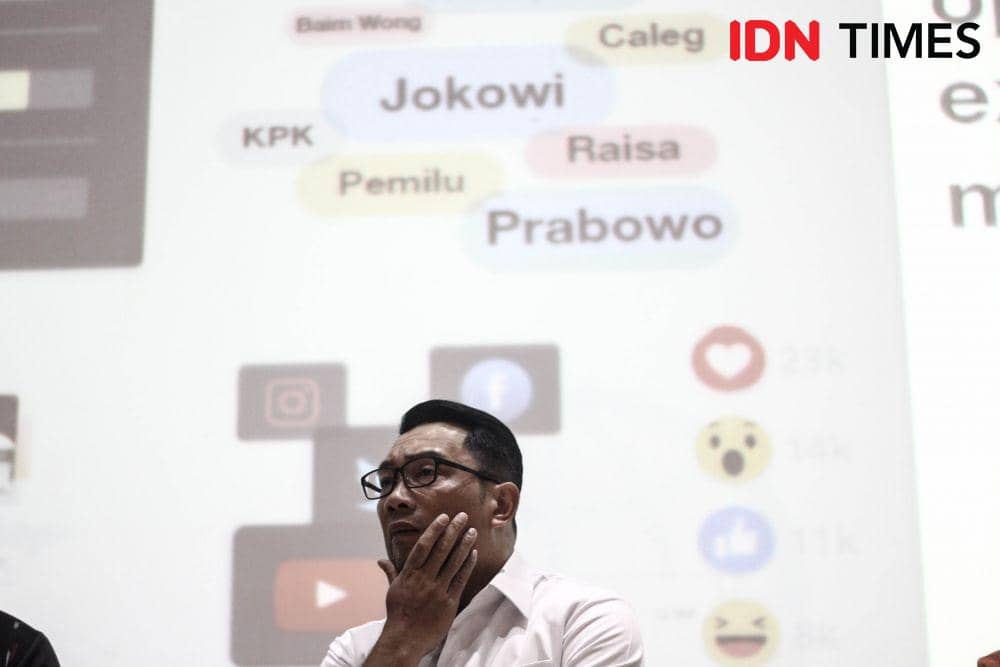 https://cdn.idntimes.com/content-images/post/20190326/gubernur-jawa-barat-ridwan-kamil-di-acara-idn-times-jabar-1535-f3ca9eb6748db48e256605dc0dd28aba.jpg
