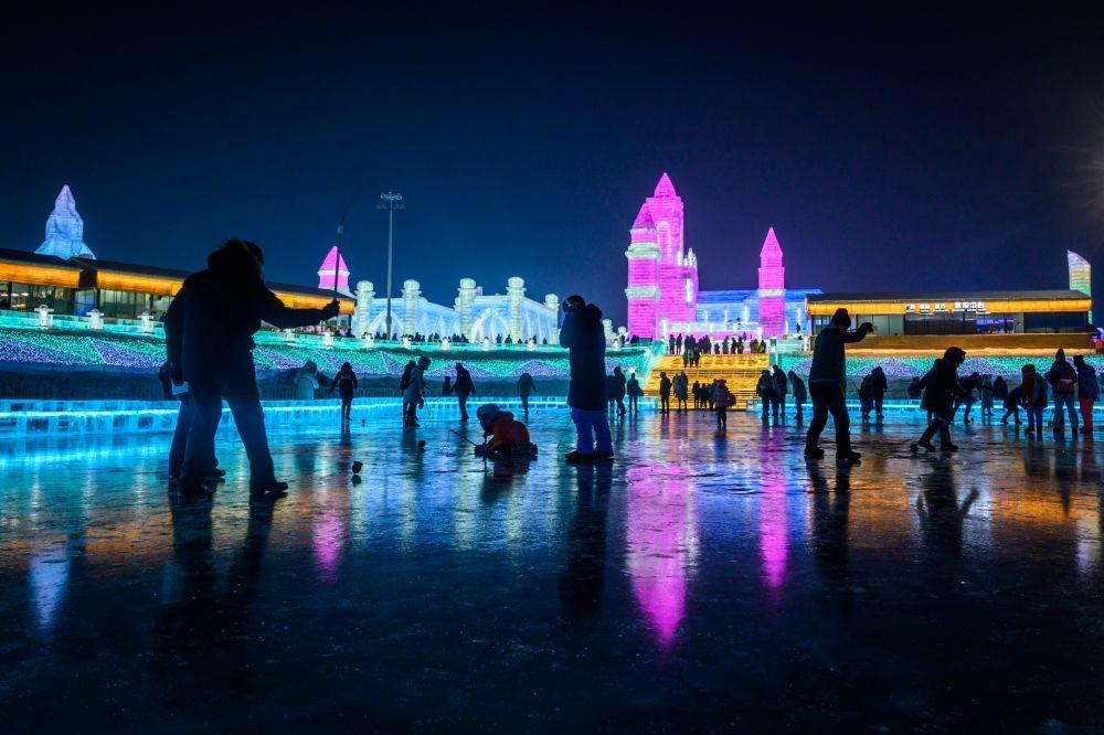 https://cdn.idntimes.com/content-images/post/20200114/h-hafid-harbin-ice-and-snow-festival-idn-050120-0012-f49d170eb0708edbdcf868fa0f9329a6.JPG