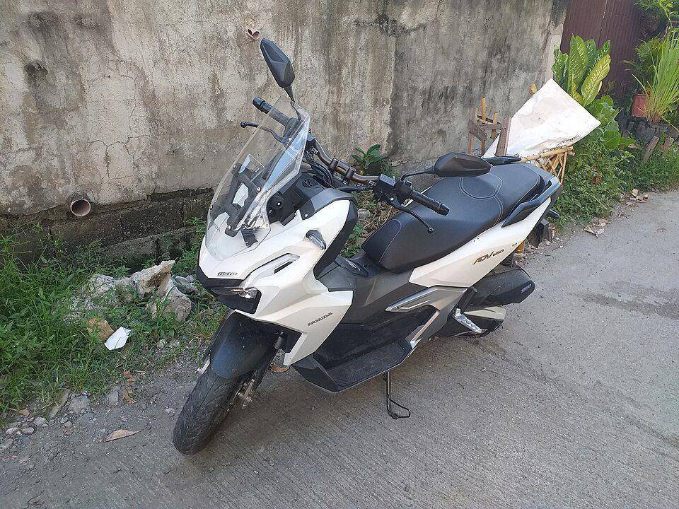 Honda ADV untuk touring