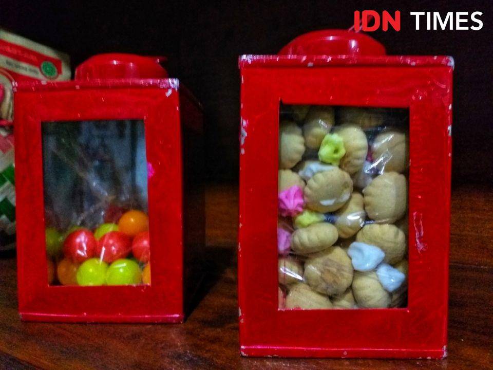 https://cdn.idntimes.com/content-images/post/20190527/idn-mbok-jajan-4-3bab47be26eb72575e95eb7a442609fe.jpg