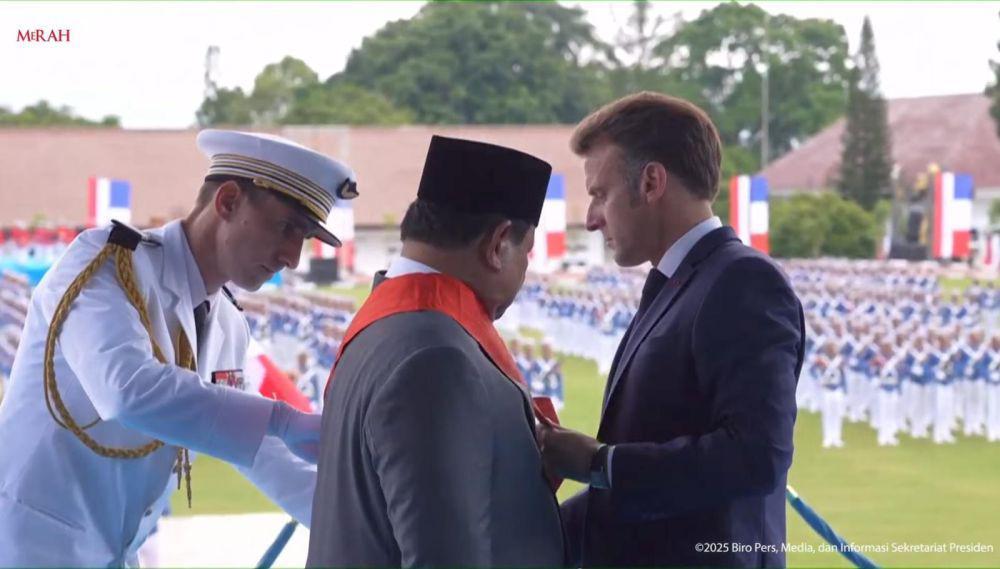 Prabowo Dapat Tanda Jasa Penghargaan Kehormatan Tertinggi Prancis