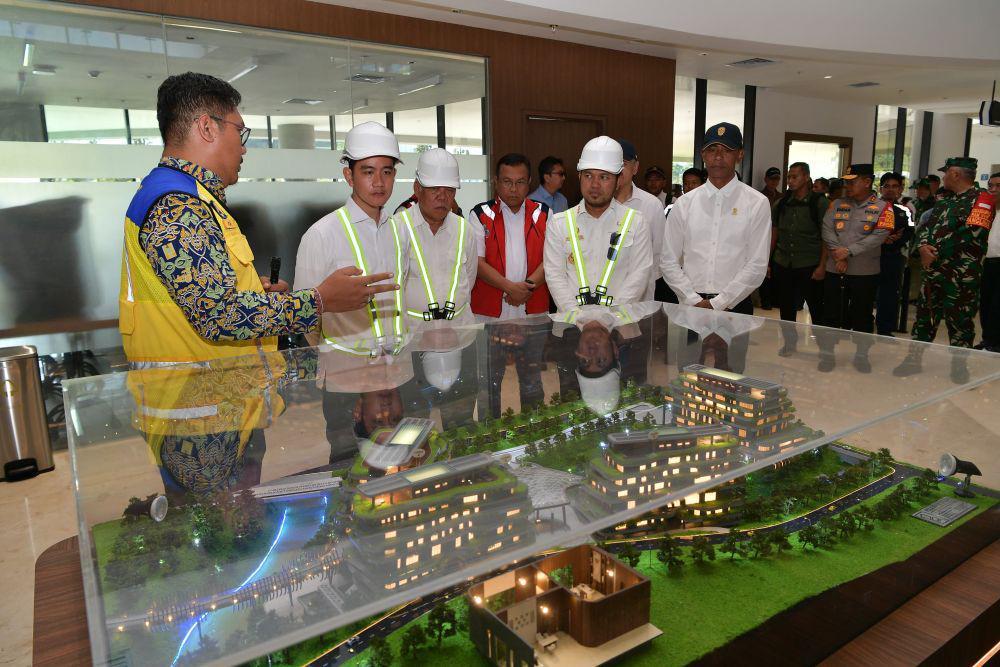Wakil Presiden (Wapres) RI, Gibran Rakabuming meninjau sejumlah proyek strategis di Ibu Kota Nusantara (IKN), Kalimantan Timur, Rabu (28/05/2025) (dok. Setwapres)