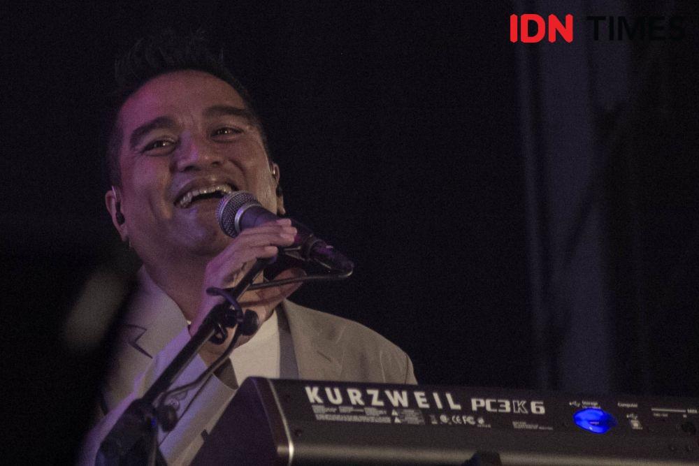 https://cdn.idntimes.com/content-images/post/20191005/indra-lesmana-5765-ee6eb7eae4fa8554a742e4ba4dd0f434.jpg