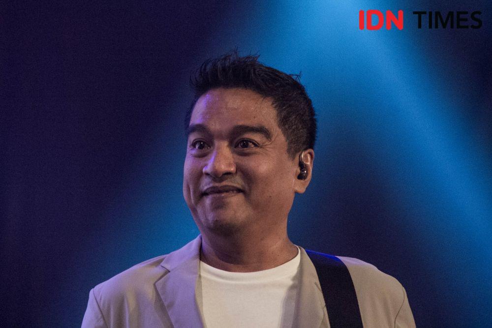 https://cdn.idntimes.com/content-images/post/20191005/indra-lesmana-6031-7b212e55af624eff8bffcfcff3e95d15.jpg