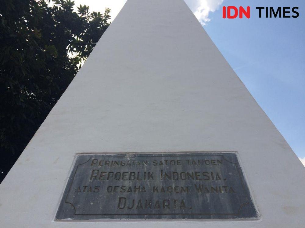 https://cdn.idntimes.com/content-images/post/20190813/irfan-tugu-proklamasi-13-agustus-2019-7-92b226392bd21da2f92d7e868a29fa43.jpg