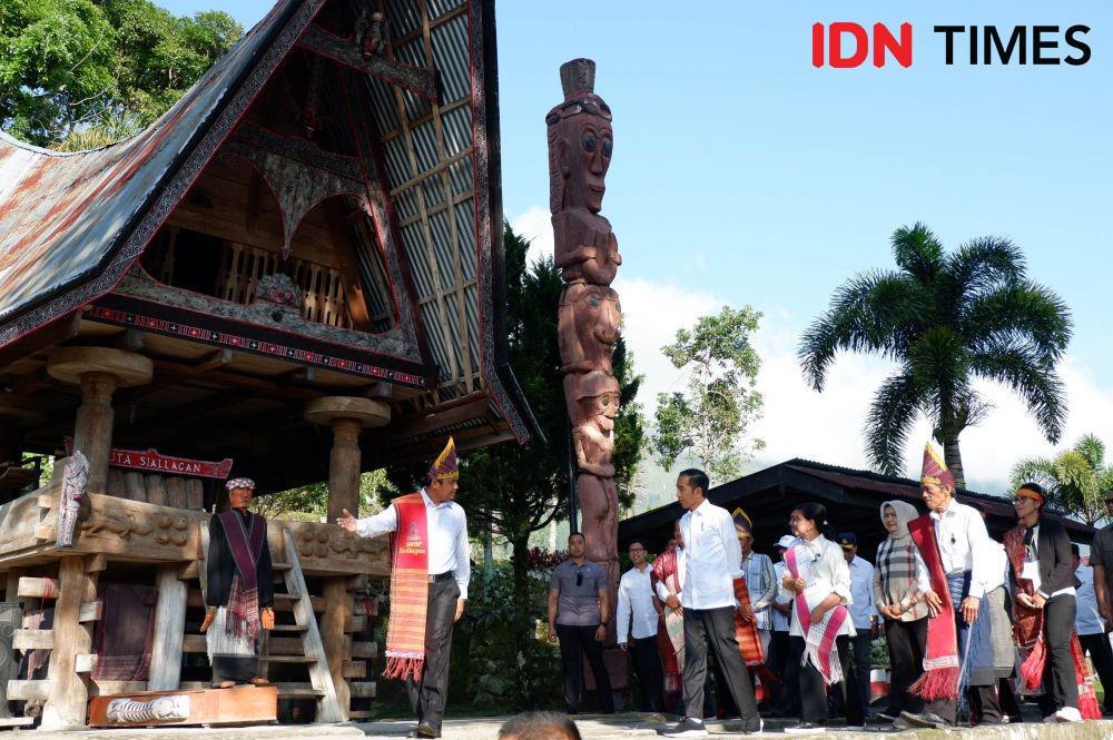 https://cdn.idntimes.com/content-images/post/20190801/jokowi-ke-toba5-c5ef966273a24168670160fbdb65e820.jpg