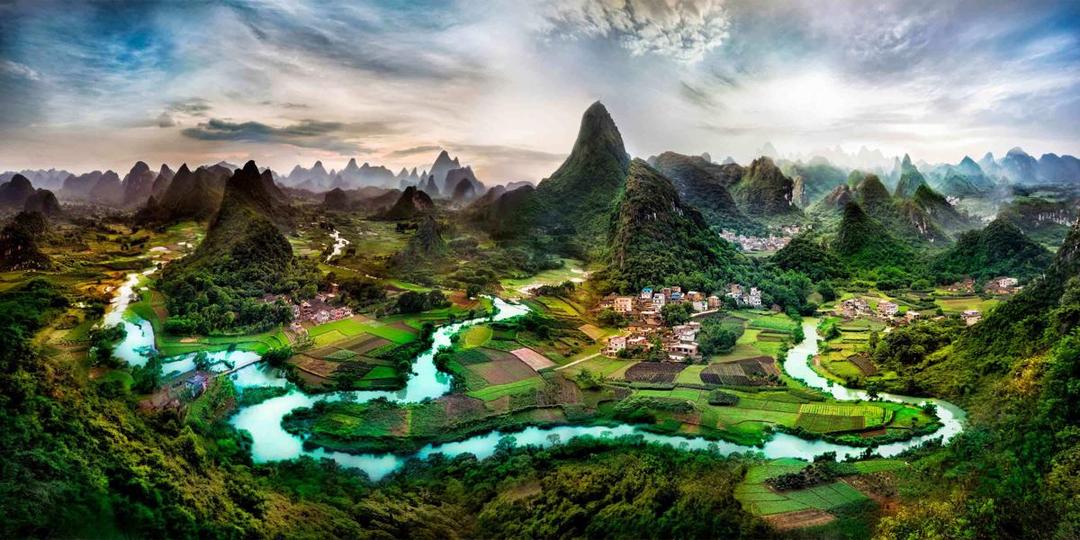 https://cdn.idntimes.com/content-images/post/20171105/karst-li-river-yangshuo-guilin-guangxi-china-57627a3d189c9f4095c38db9eb5e898c.jpg