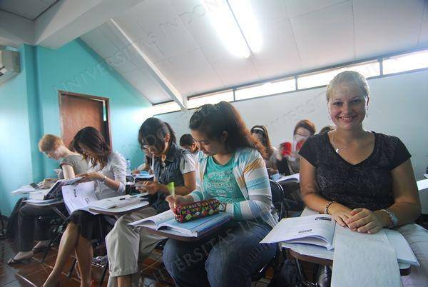 http://cdn.idntimes.com/content-images/post/20160123/kelas-bipa-1c096417ced795ce84dfcdc2bbee35ad.jpg