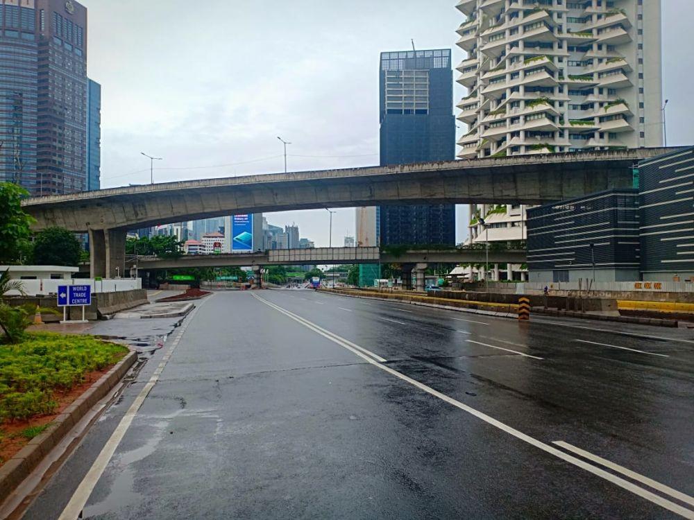 https://cdn.idntimes.com/content-images/post/20190101/kondisi-jakarta-yang-bersih-setelah-perayaan-menyambut-tahun-baru-2019-5-e3d3ba3773c474b3415f9a537497eab9.jpeg
