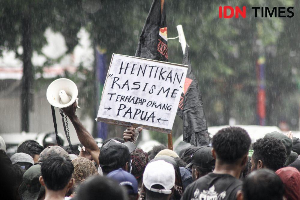 https://cdn.idntimes.com/content-images/post/20190827/mahasiswa-papua-di-bandung-2557-30141655958b4f44ddeba2e40891671e.jpg