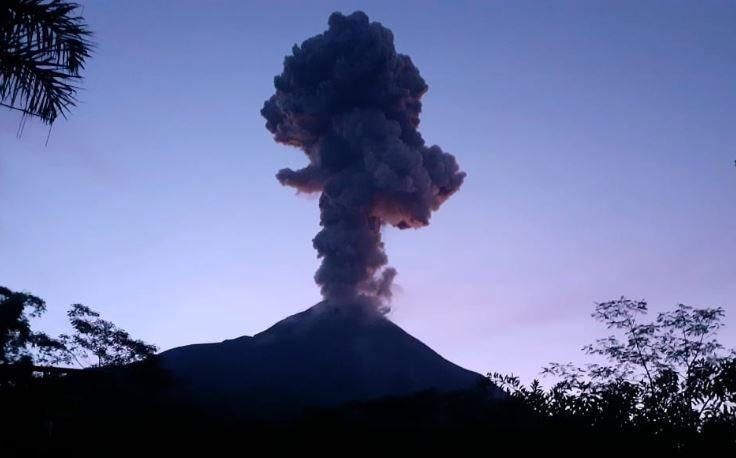 https://cdn.idntimes.com/content-images/post/20200213/merapi-twitter-bpptkg-de900d299f4d487f9625dda94c394ea8.JPG