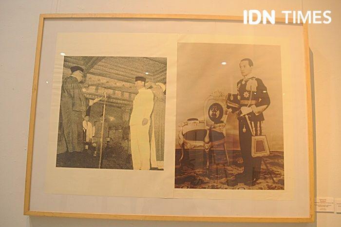 https://cdn.idntimes.com/content-images/post/20200208/pameran-foto-keraton-18-24d81b8d309a2ff446357042eceebd17.JPG