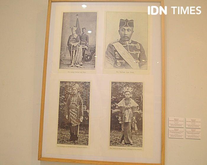 https://cdn.idntimes.com/content-images/post/20200208/pameran-foto-keraton-23-5d53edcdaedc231d1f3e66ffe1536094.JPG