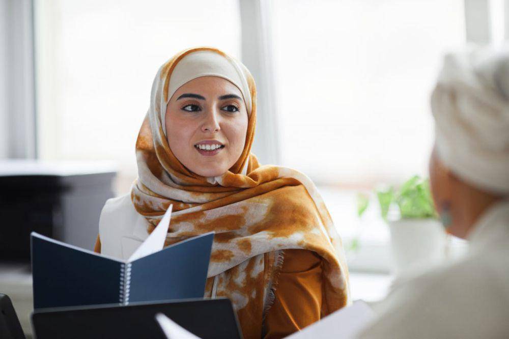 ilustrasi perempuan muslim (pexels.com/Cedric Fauntleroy)