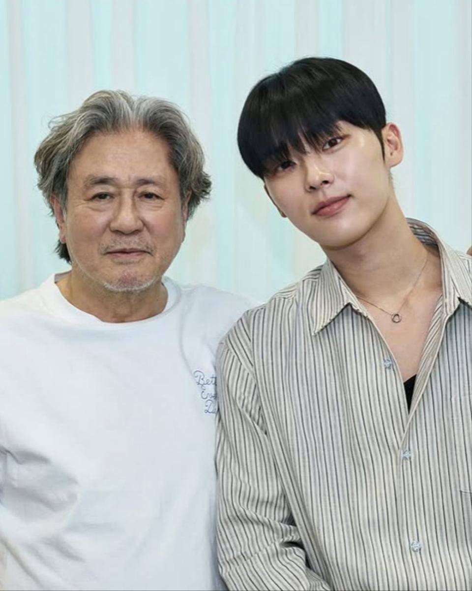 potret pembacaan naskah drama Notes From the Last Row (instagram.com/netflixkr)