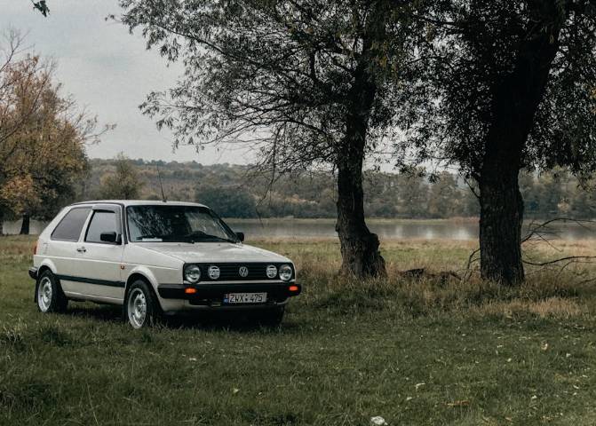 ilustrasi mobil hatchback (pexels.com/Borta)