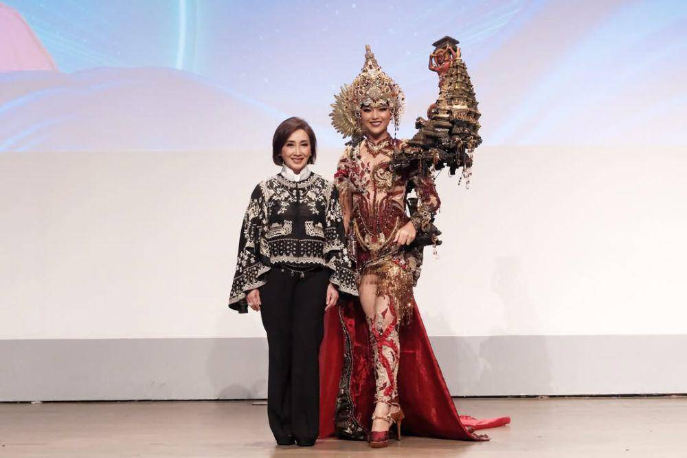 Potret Acara Konferensi Pers Firsta Yufi ke Ajang Miss Supranational 2025 (Instagram.com/officialputeriindonesia)