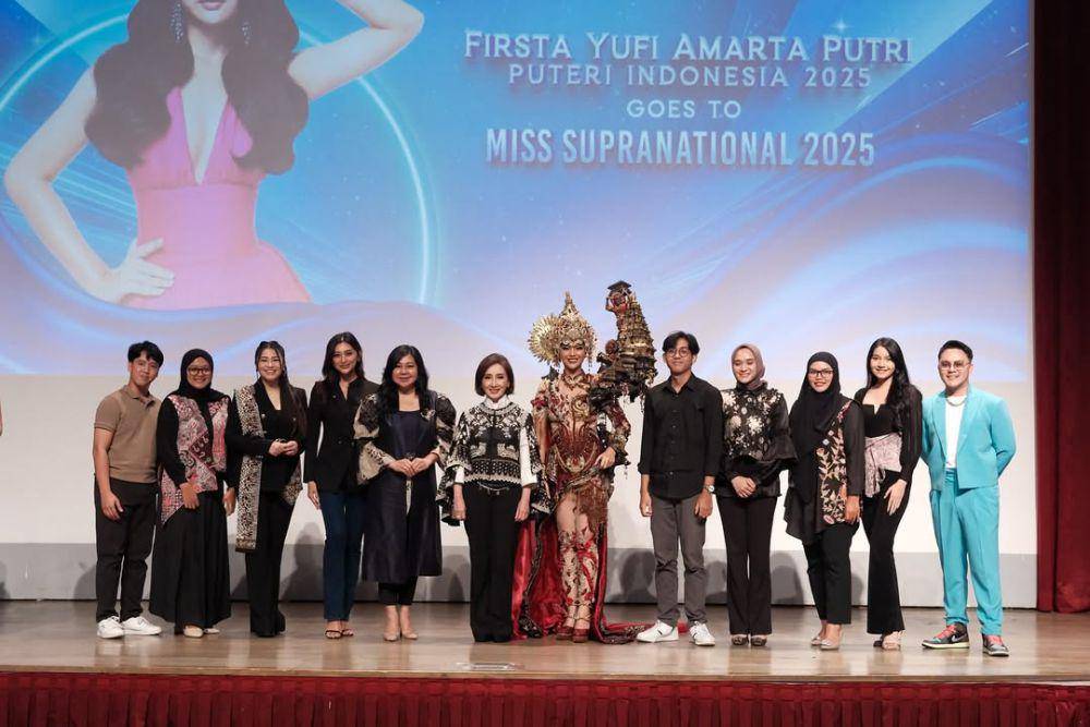 Potret Acara Konferensi Pers Firsta Yufi ke Ajang Miss Supranational 2025 (Instagram.com/officialputeriindonesia)