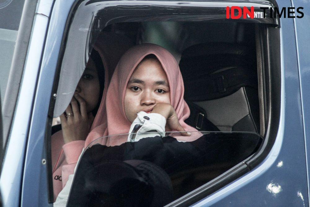 https://cdn.idntimes.com/content-images/post/20190609/suasana-arus-balik-pascamudik-lebaran-2019-di-lingkar-nagreg-8766-d2dcbe444aee252264d4a21470e6c1db.jpg