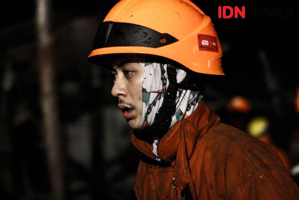 https://cdn.idntimes.com/content-images/post/20190610/suasana-kebakaran-pasar-ujungberung-bandung-9241-e32389a8247a904949c45fdb3920e96b.jpg
