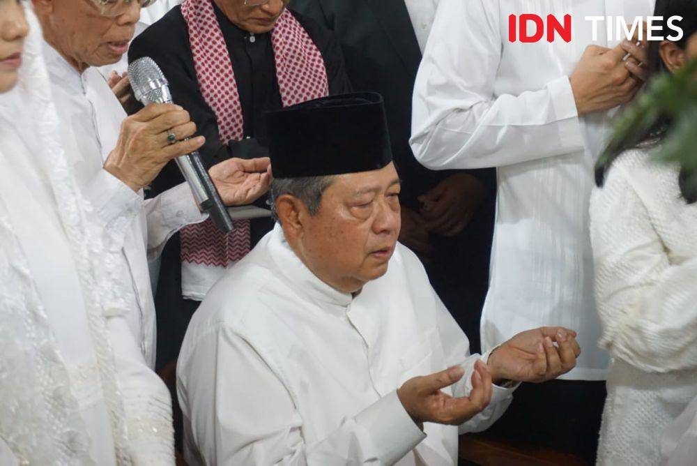 https://cdn.idntimes.com/content-images/post/20190602/whatsapp-image-2019-06-02-at-50102-pm-12df7e6f40790ee59eb481b4ce64897a.jpeg