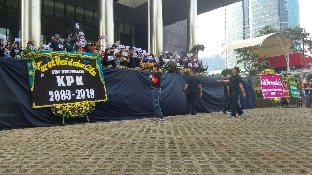 https://cdn.idntimes.com/content-images/post/20190908/whatsapp-image-2019-09-08-at-113442-4420619a81d9d6d90fe09ffa7e48fd2a.jpeg
