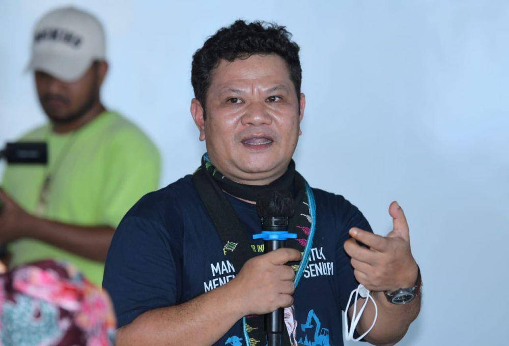 Erasmus Cahyadi menegaskan PSN kerap menghilangkan sumber pangan dan pekerjaan masyarakat, seperti hutan sagu, aren, atau kebun karet. (Dok. Istimewa)
