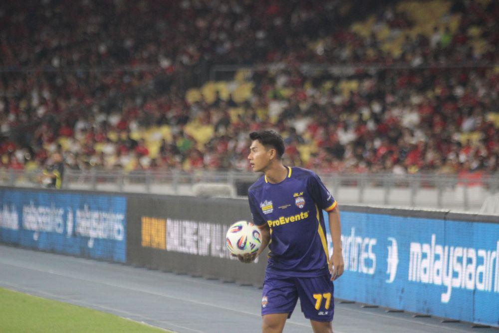 Cerita Malik Risaldi Jadi Bek di Laga ASEAN All Star vs MU