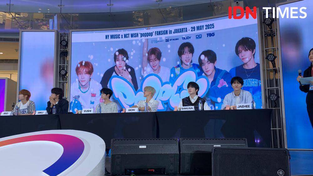 NY Music x NCT WISH ‘poppop’ Fansign & Photo Event in Jakarta pada Kamis (29/5/2025) di Korea360, Lotte Avenue Mall, Jakarta Selatan (IDN Times/Alya Achyarini)