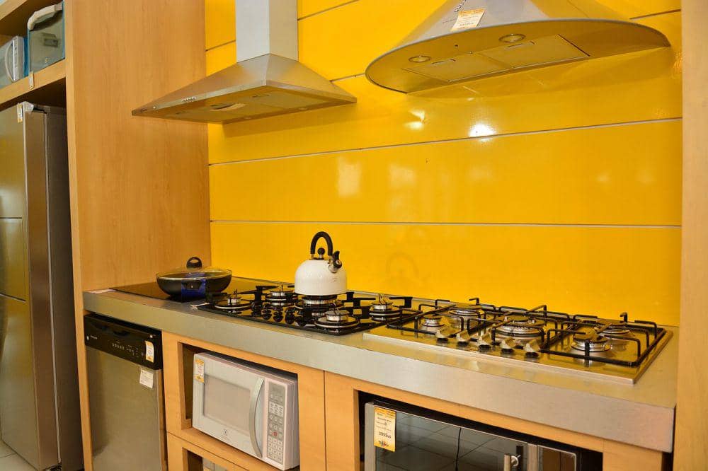 Ilustrasi dapur berwarna