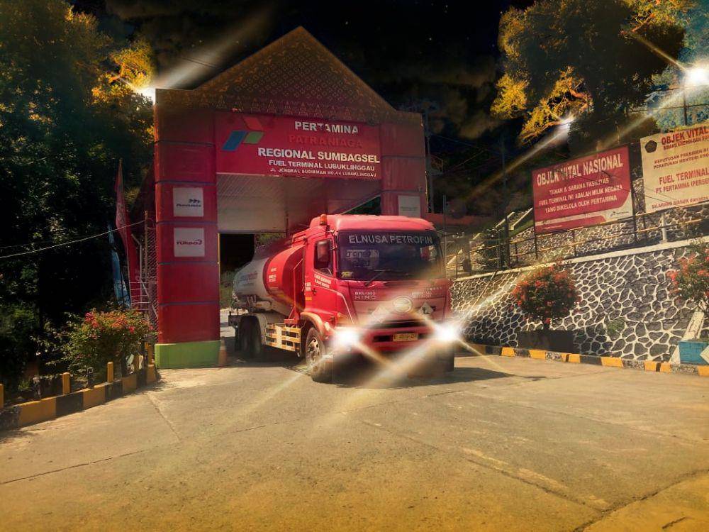 Pertamina Patra Niaga melalui Pertamina Regional Sumbagsel terus memperkuat upaya pemulihan distribusi Bahan Bakar Minyak (BBM) di wilayah Bengkulu melalui tiga terminal penyangga. (Dok. Pertamina)