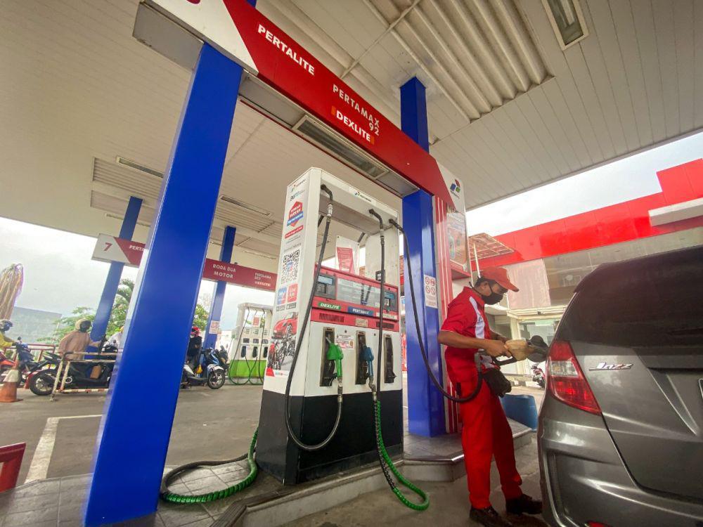 Pertamina Patra Niaga melalui Sales Area Retail Bengkulu melakukan kegiatan monitoring langsung ke sejumlah lembaga penyalur BBM di wilayah Bengkulu. (Dok. Pertamina)