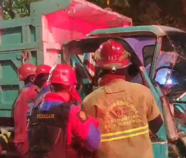 Kecelakaan Beruntun di Kenjeran, Satu Orang Terjepit
