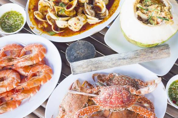 ilustrasi seafood (freepik.com/jcomp)