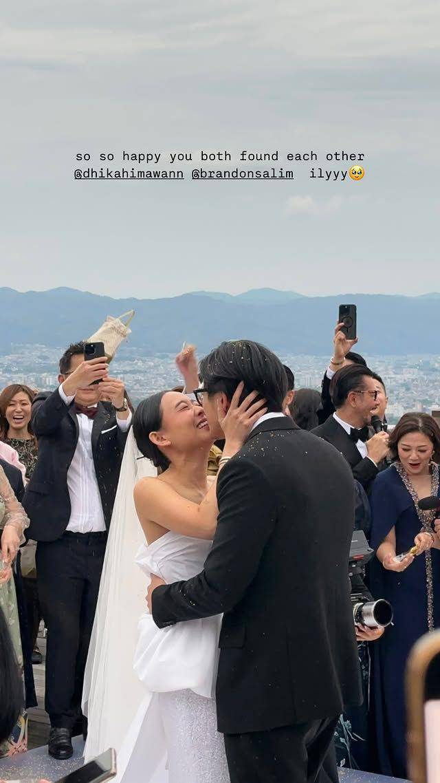 pernikahan Brandom Salim dan Dhika di Jepang (Instagram.com/brandonsalim)