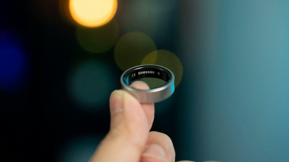 Perbandingan Smartwatch dan Smart Ring, Mana yang Cocok Untukmu?