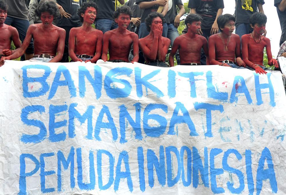 https://cdn.idntimes.com/content-images/post/20161028/antarafoto-aksi-sumpah-pemuda-271016-yu-4-363650bd194599522bc0f3fb16d382de.jpg