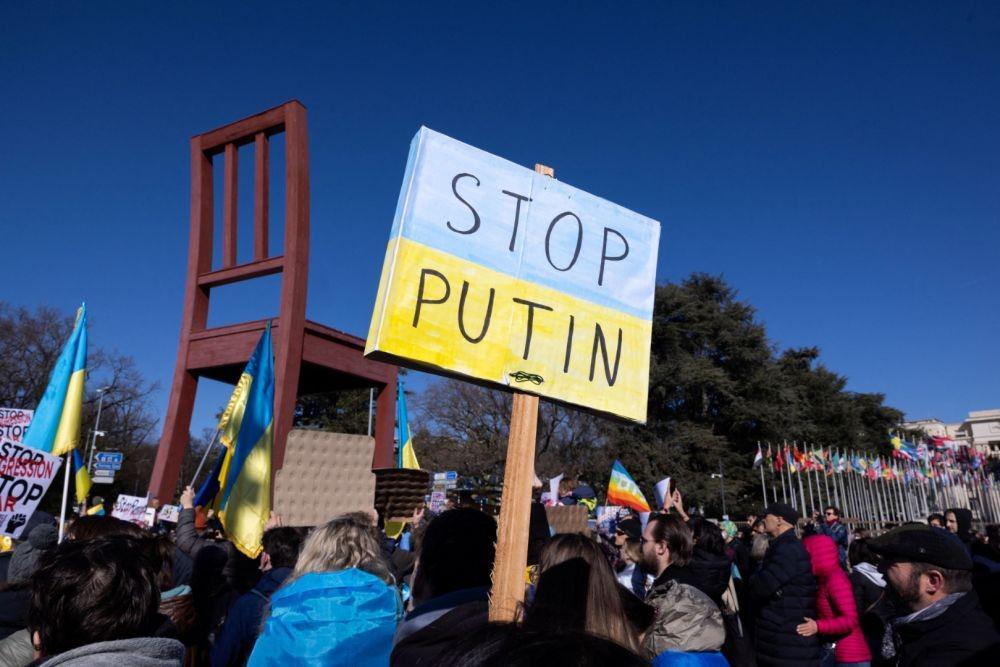 https://cdn.idntimes.com/content-images/post/20220228/antarafoto-swiss-geneva-ukraine-crisis-26022022-0c91234cda63416d7366b4eb34c799f1.jpg