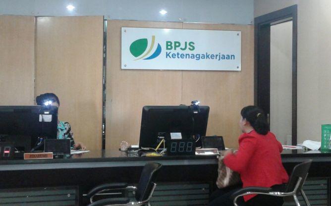 http://cdn.idntimes.com/content-images/post/20160328/bp-bpjsketenagakerjaangoid-b868577bd6a119e9fe05a9bc2ead1149.jpg