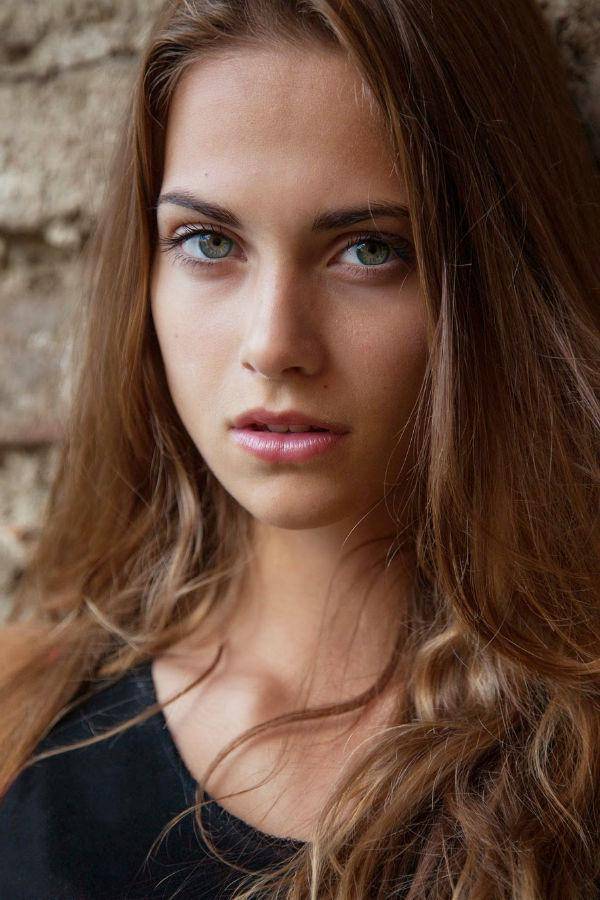 http://cdn.idntimes.com/content-images/post/20150913/cantik27.jpg