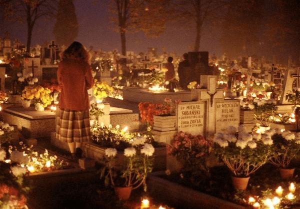 http://cdn.idntimes.com/content-images/post/20151230/chile-cemetery-21f6d76bb507e402070a2923524beb55.png