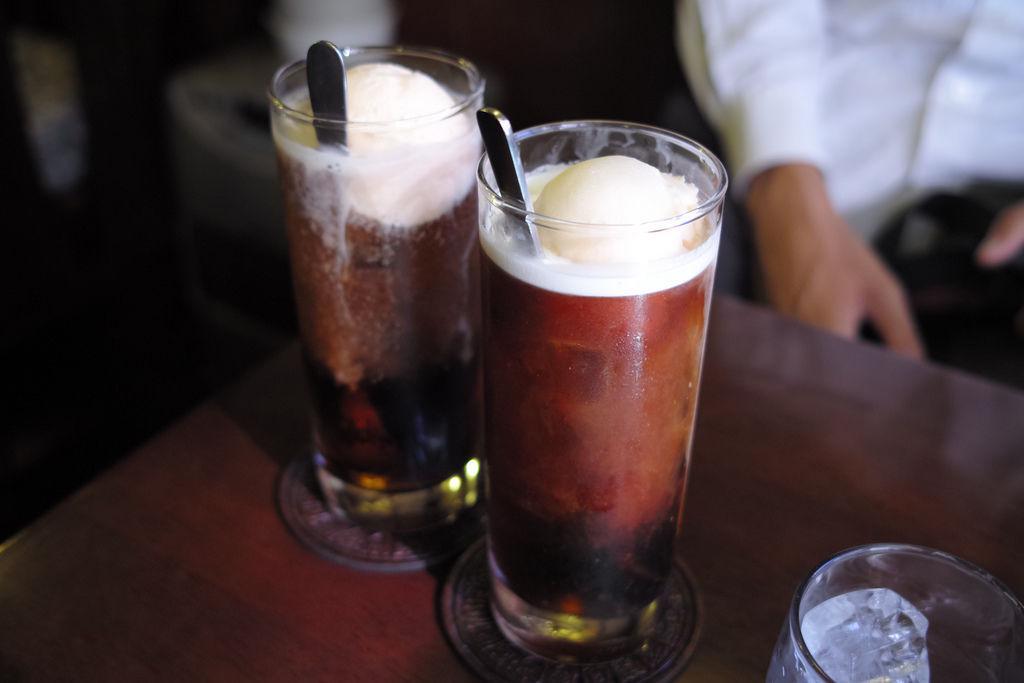 http://cdn.idntimes.com/content-images/post/20160312/coffee1-flickrcom-abb222744c4a408e9405570a85088895.jpg