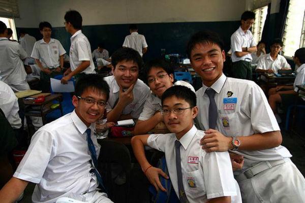 http://cdn.idntimes.com/content-images/post/20150926/gebetankelas19.jpg