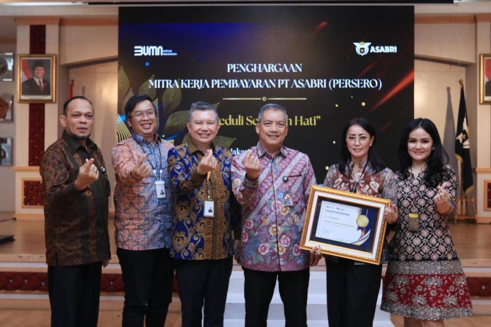 KB Bank Raih Penghargaan Ini dari ASABRI!