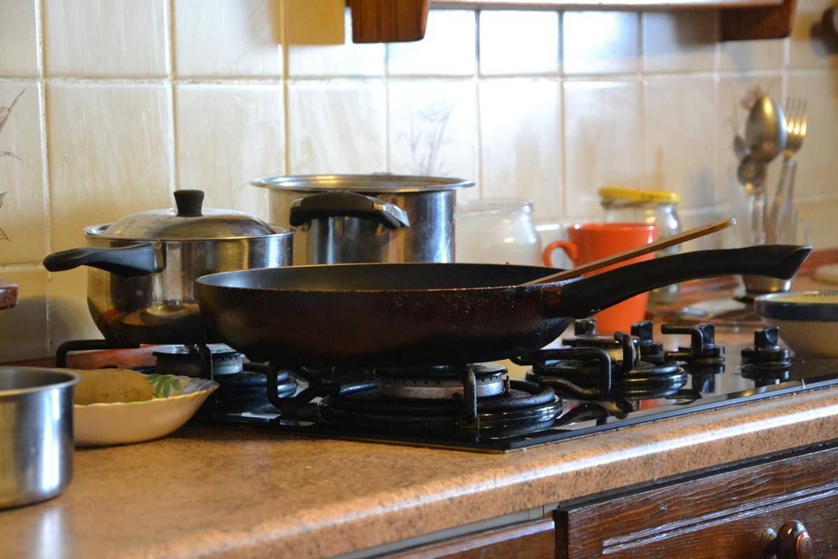 https://cdn.idntimes.com/content-images/post/20180212/kitchen-328011-1920-f9345ef13f37549696ef92eef2b9fb87.jpg