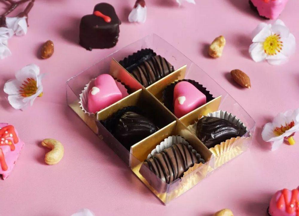 https://cdn.idntimes.com/content-images/community/2022/02/kreasi-coklat-valentine-coklat-valentine-hadiah-coklat-valentine-9cde86371d7fc78c91ae80a6ffab250e-ba22cd1590130d3e15456a3c17038d81.jpg