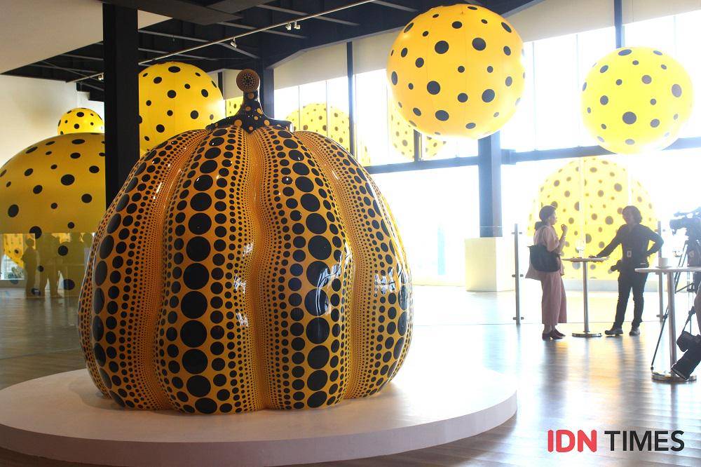 https://cdn.idntimes.com/content-images/post/20180508/museum-macan-yayoi-kusama-11-c8cac05016bcf1b5007dab9256ec4a3c.jpg