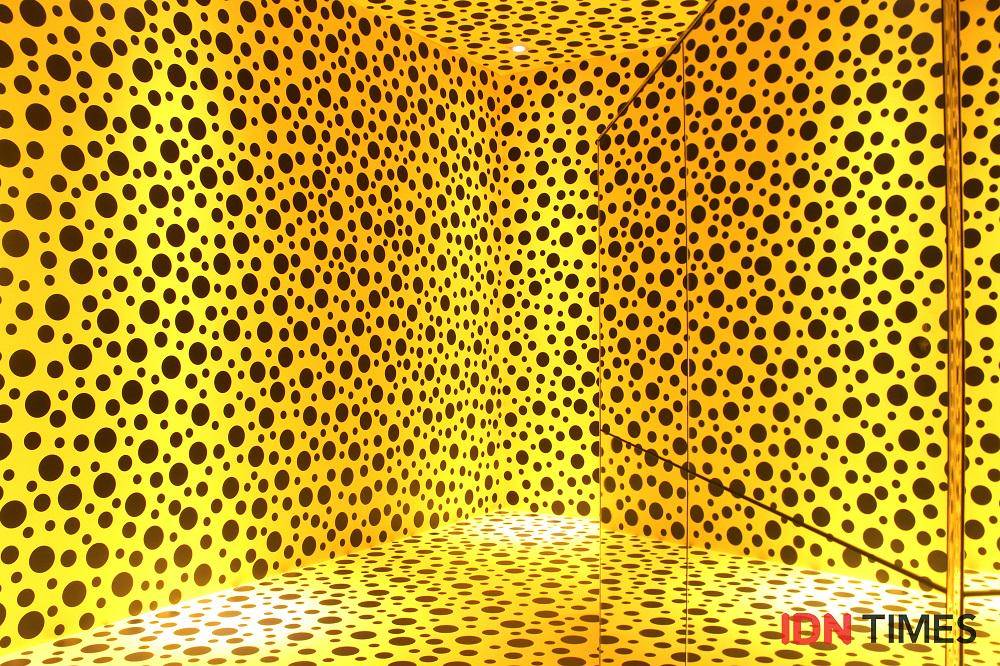 https://cdn.idntimes.com/content-images/post/20180508/museum-macan-yayoi-kusama-6-4a8601cd3c88fd21f901d7d169acebe2.jpg